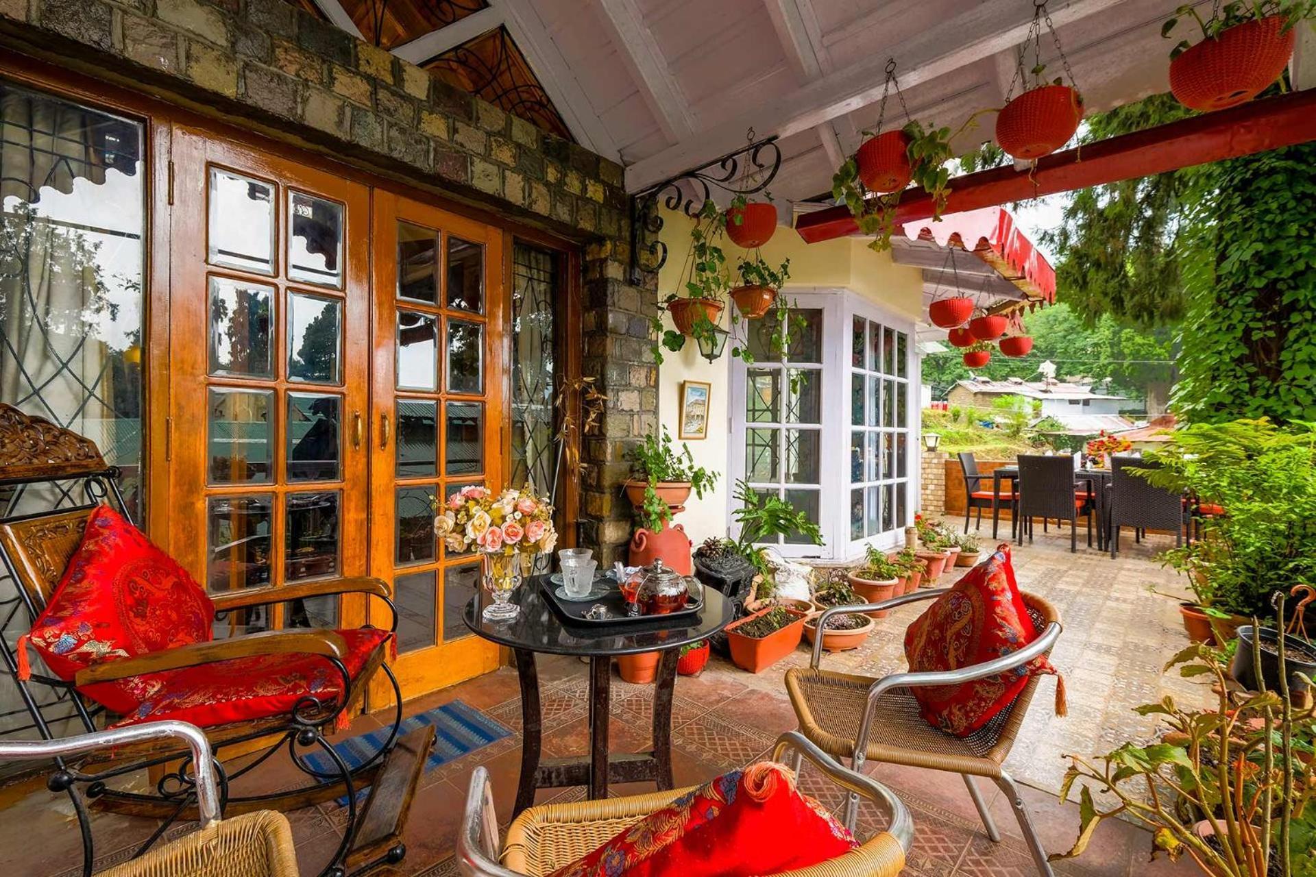 Stayvista At Westwood Villa With Music System In Nainital Extérieur photo